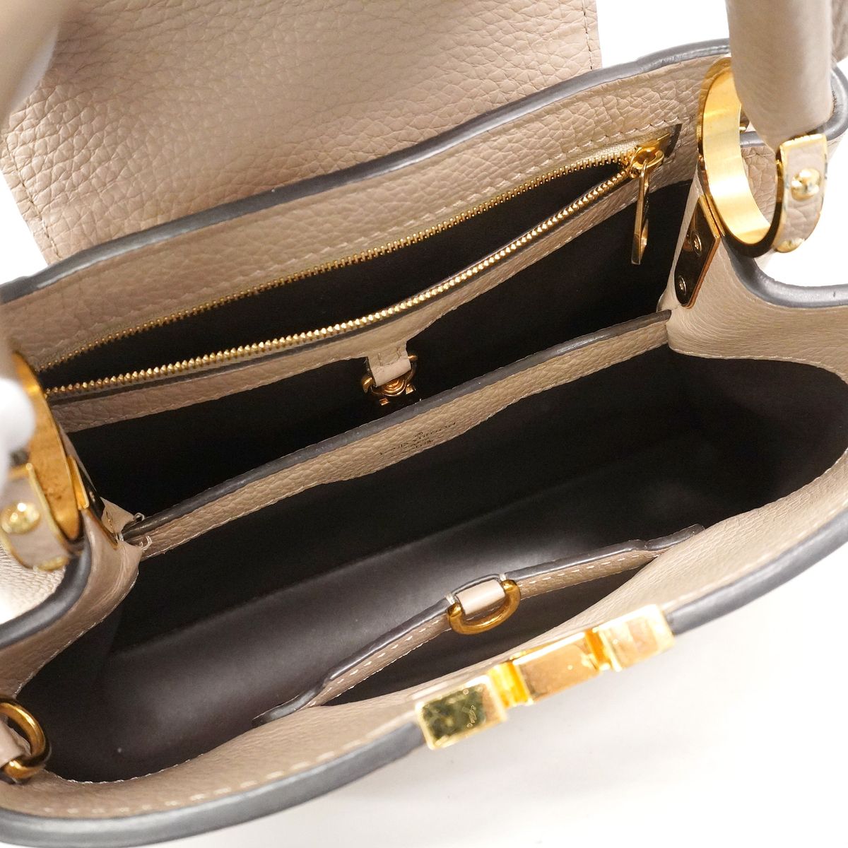 Louis Vuitton Handbag Capucines BB Galet — view 4