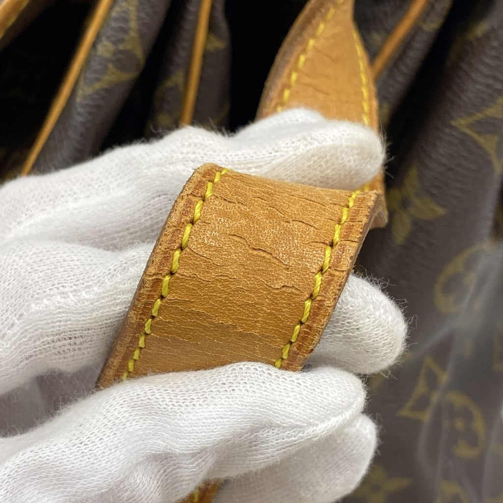 Louis Vuitton Shoulder Bag Monogram Saumur 35 Brown — view 8