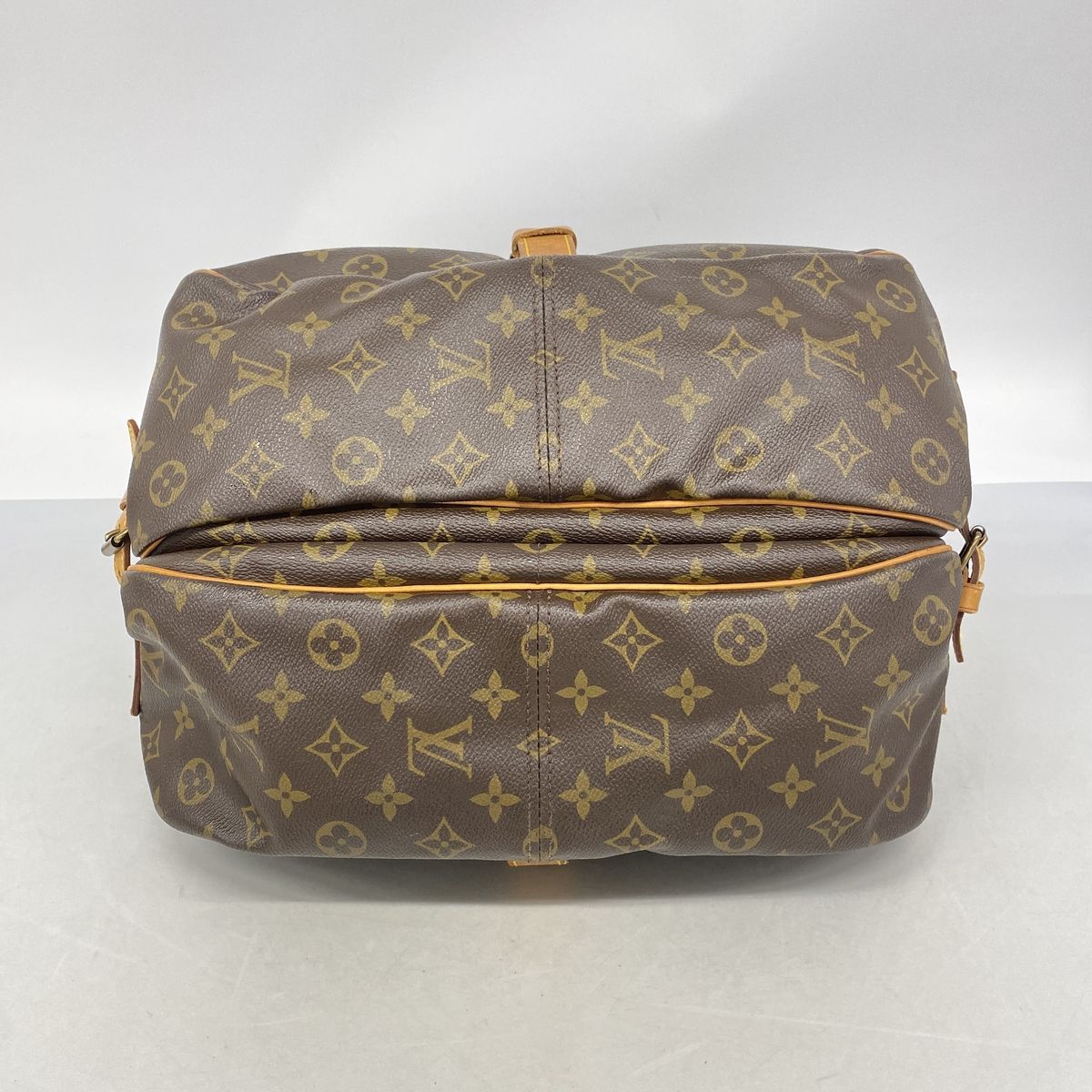 Louis Vuitton Shoulder Bag Monogram Saumur 35 Brown — view 3