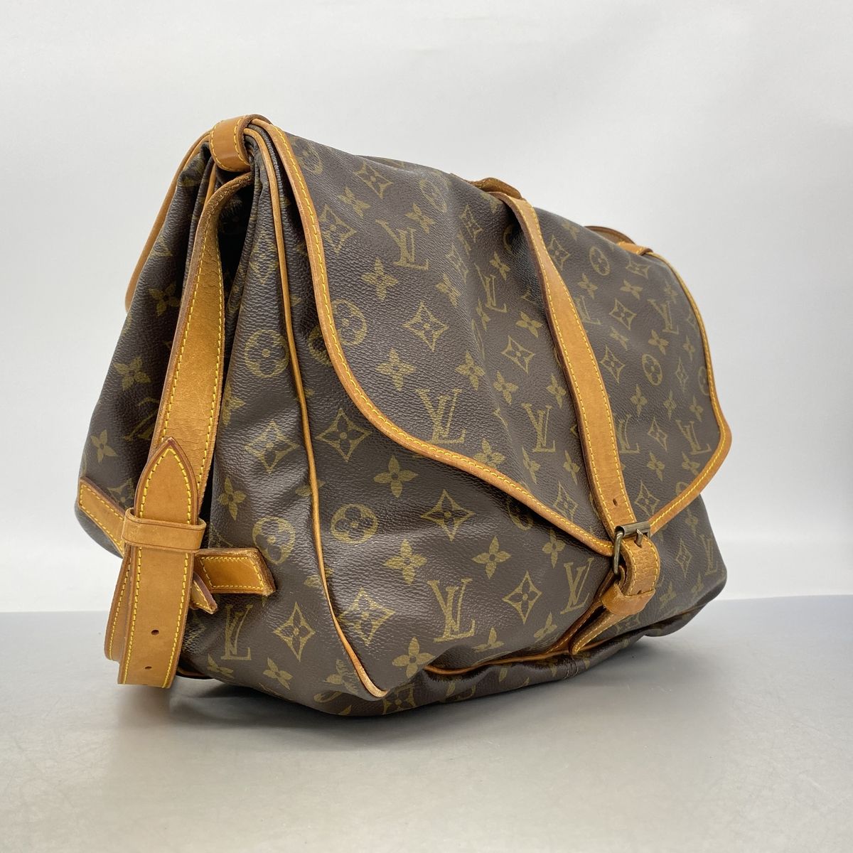 Louis Vuitton Shoulder Bag Monogram Saumur 35 Brown — view 2
