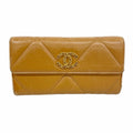 Chanel Wallet Chanel 19 Lambskin Light Brown Gold