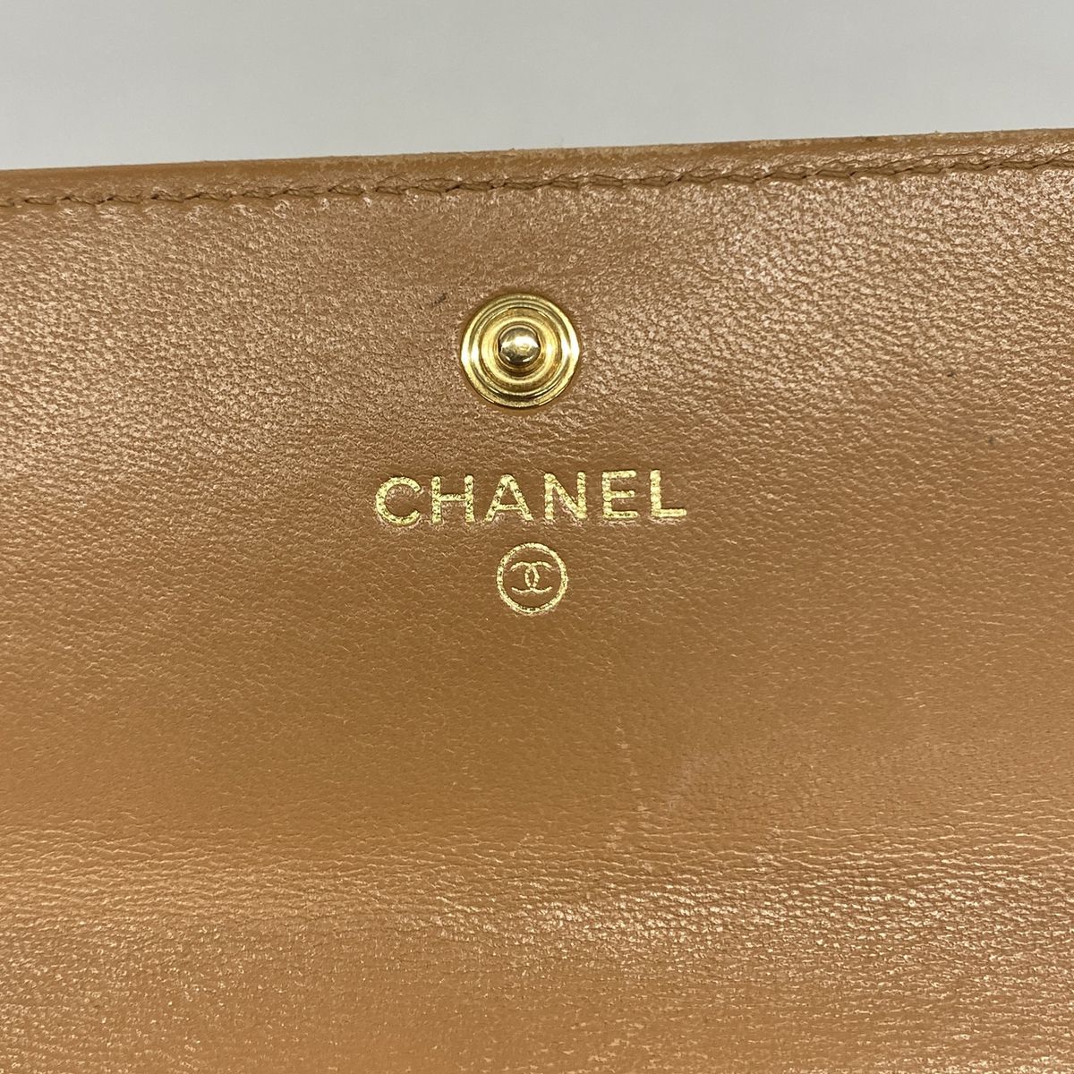 Chanel Wallet Chanel 19 Lambskin Light Brown Gold — view 4
