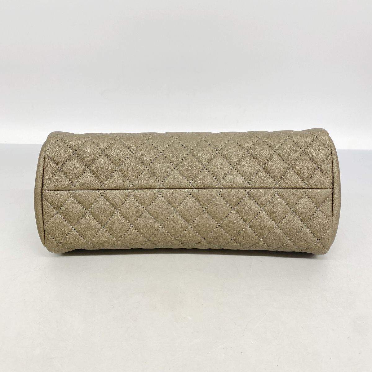 Chanel Shoulder Bag Quilted Leather Khaki Silver — view 3