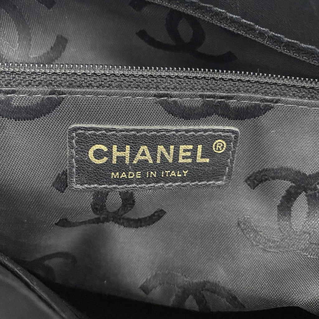 Chanel Tote Bag Wild Stitch Leather Black Gold — view 5