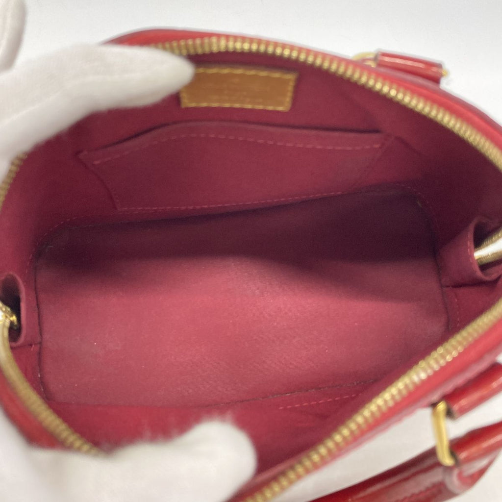 Louis Vuitton Handbag Vernis Alma BB Pomme D'amour 2-Way Bag — view 4