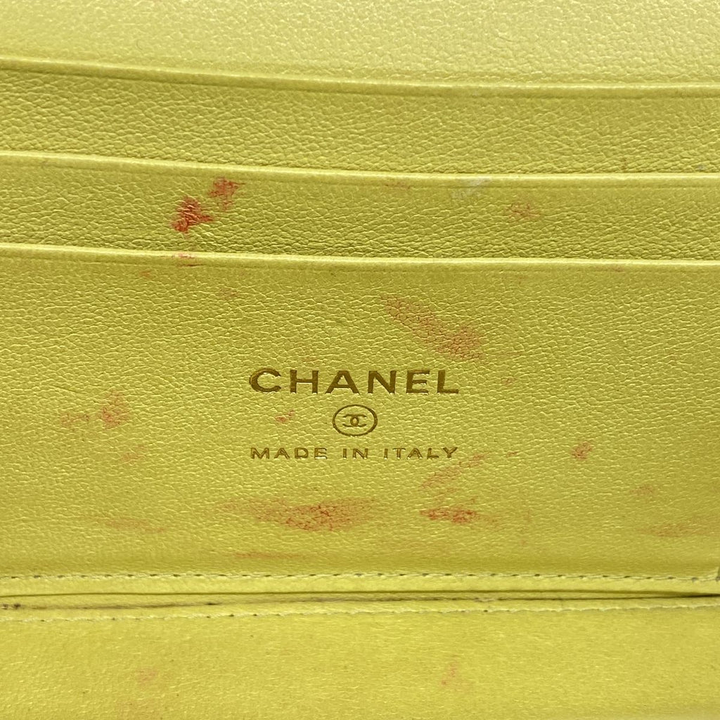 Chanel Shoulder Bag Quilted Lambskin Lime Green Gold — view 5