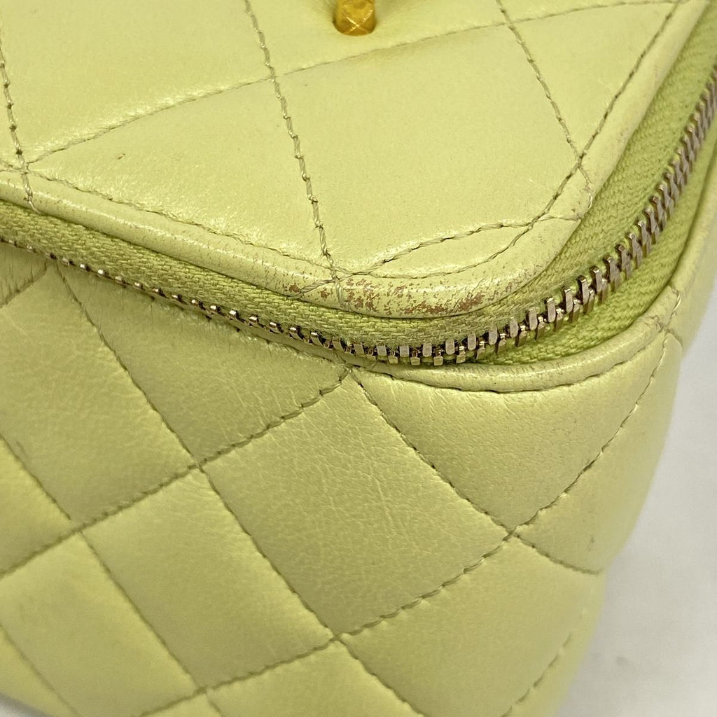Chanel Shoulder Bag Quilted Lambskin Lime Green Gold — view 6