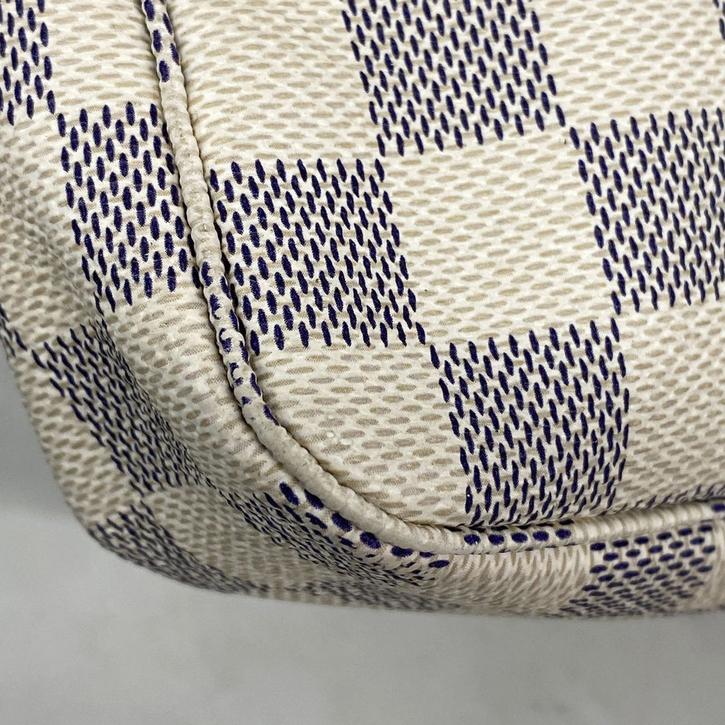 Louis Vuitton Pouch Damier Azur Pochette Accessoires White — view 6