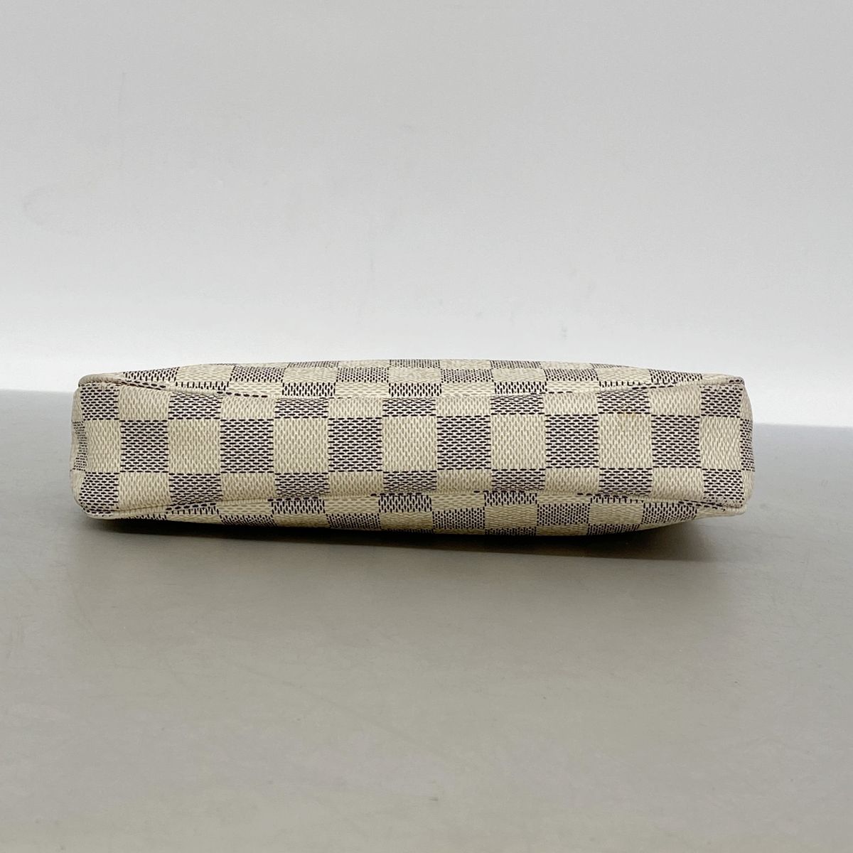 Louis Vuitton Pouch Damier Azur Pochette Accessoires White — view 3