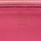 Louis Vuitton Wallet Taurillon Portefeuille Capucines Noir — view 4