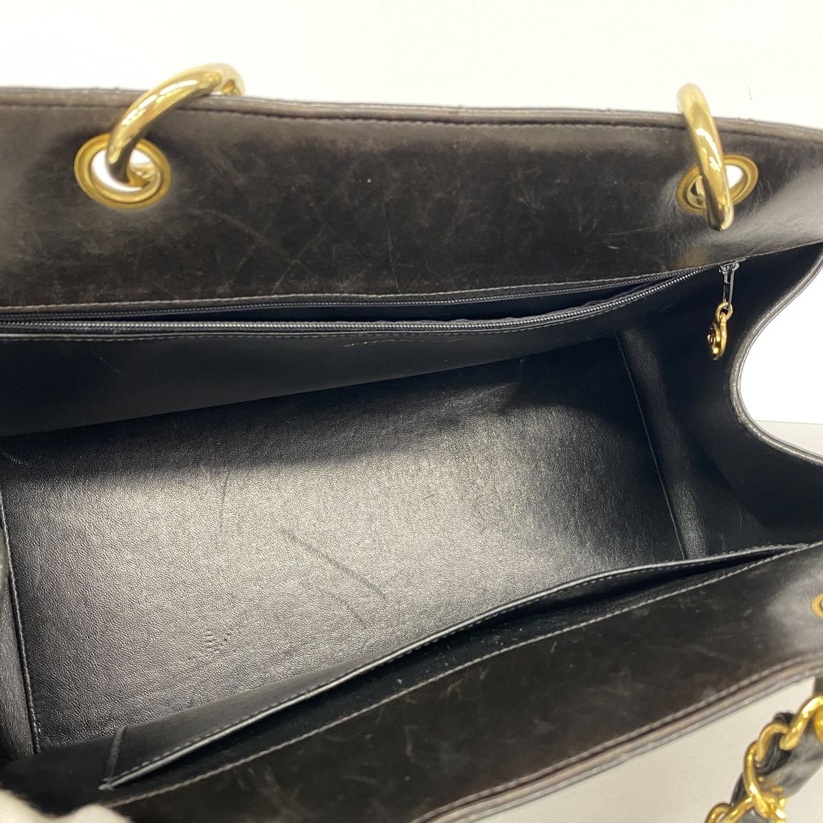 Chanel Chain Tote Bag Quilted Patent Leather Black Gold — view 4