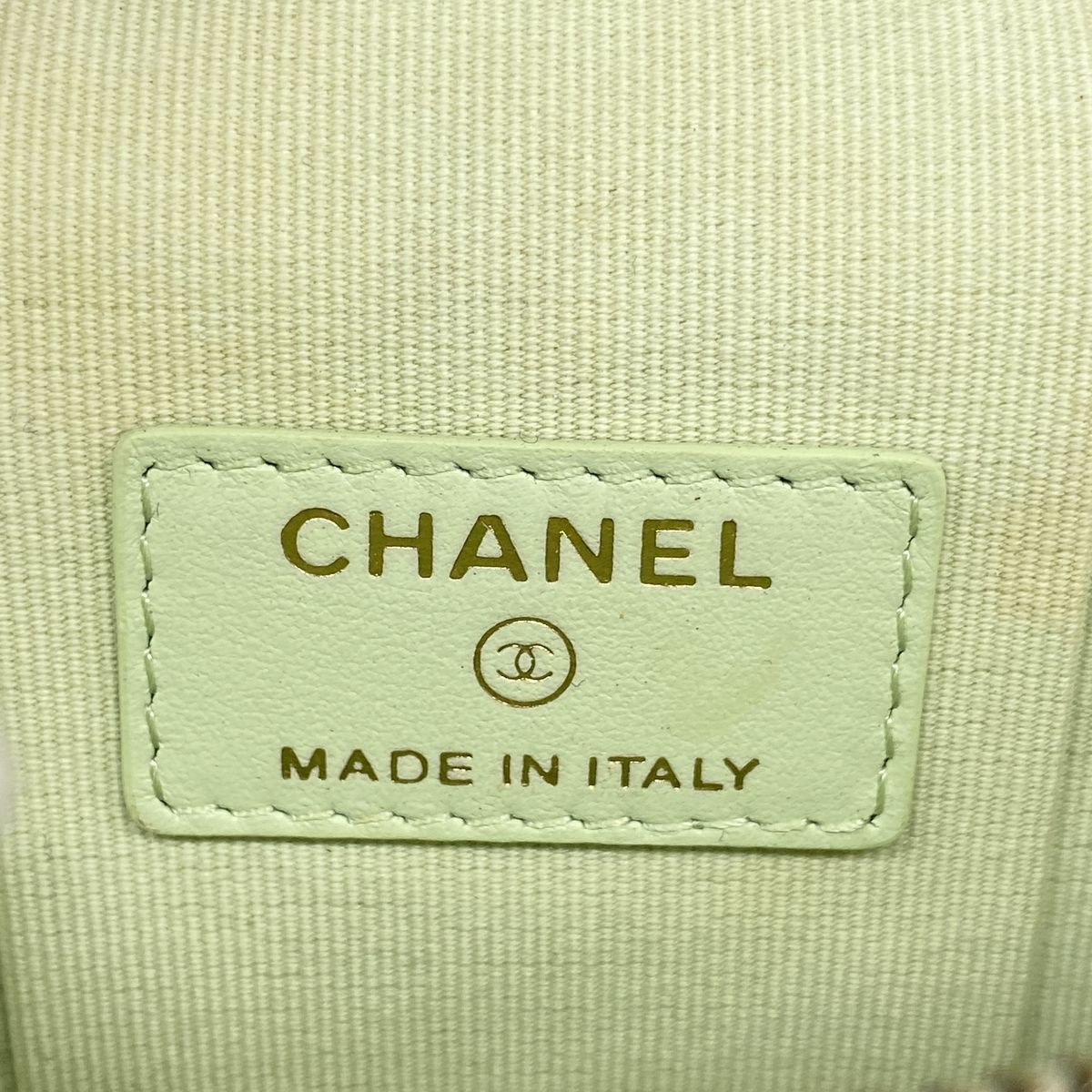 Chanel Shoulder Bag Quilted Caviar Leather Light Green Champagne Gold — view 5