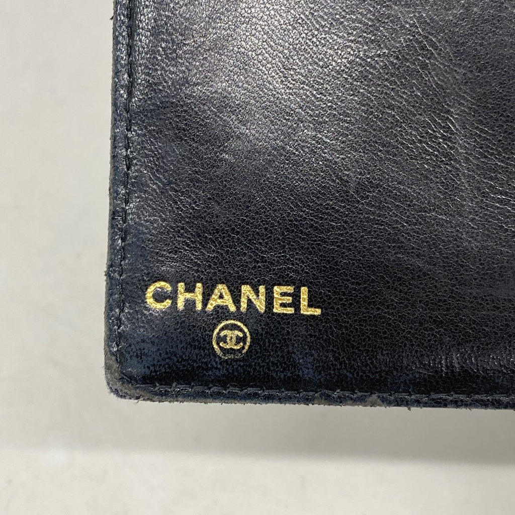 Chanel Wallet Caviar Leather Black Gold — view 4