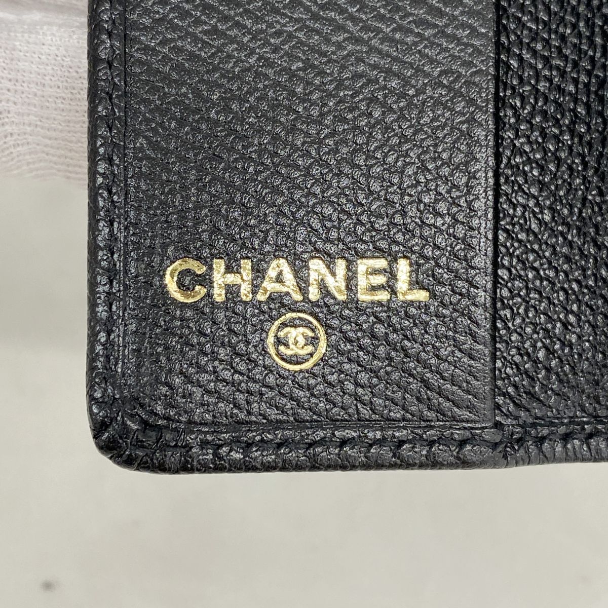 Chanel Key Case Coco Buttons Leather Black Gold Key Holder — view 4