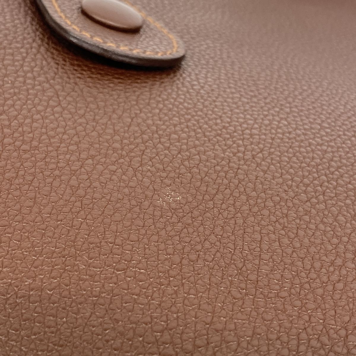 Hermes Shoulder Bag Evelyne Taurillon Clemence Sienne Gold — view 7