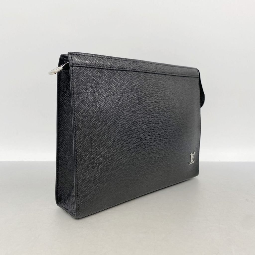 Louis Vuitton Clutch Taiga Pochette Voyage Black — view 2