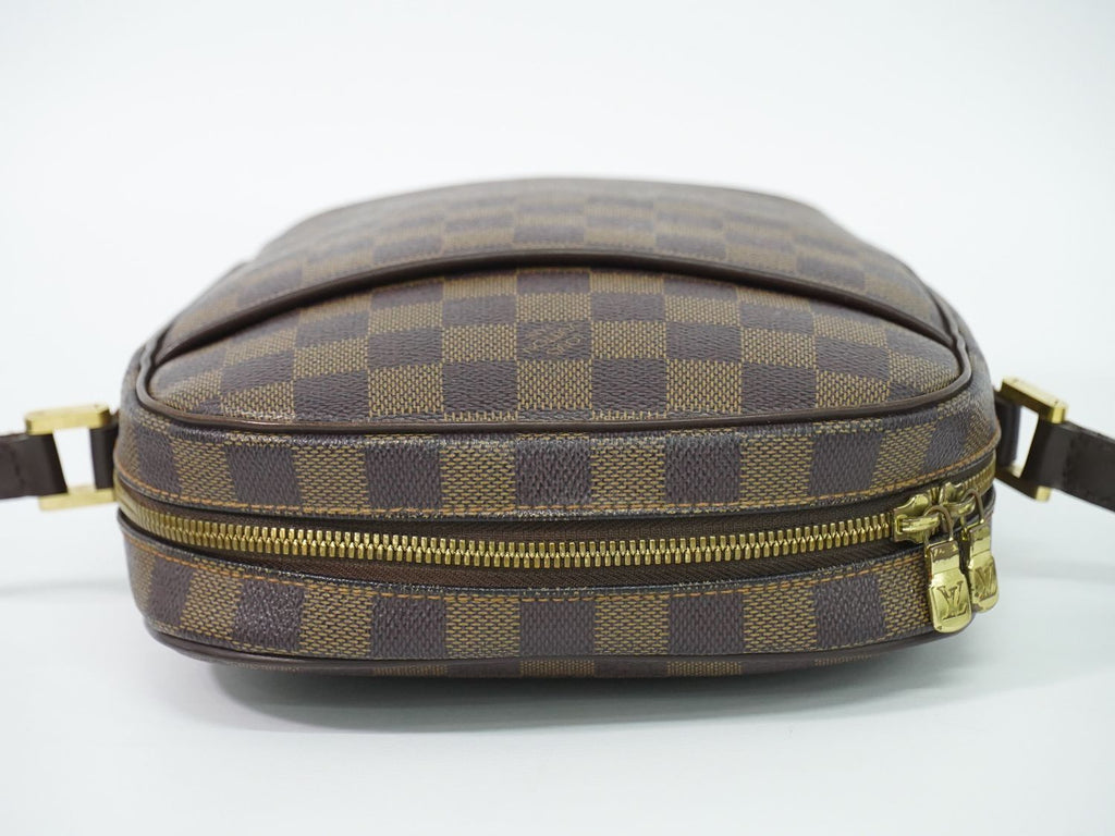 Louis Vuitton LV Ipanema PM Damier Ebene Shoulder Bag Pochette Brown — view 5