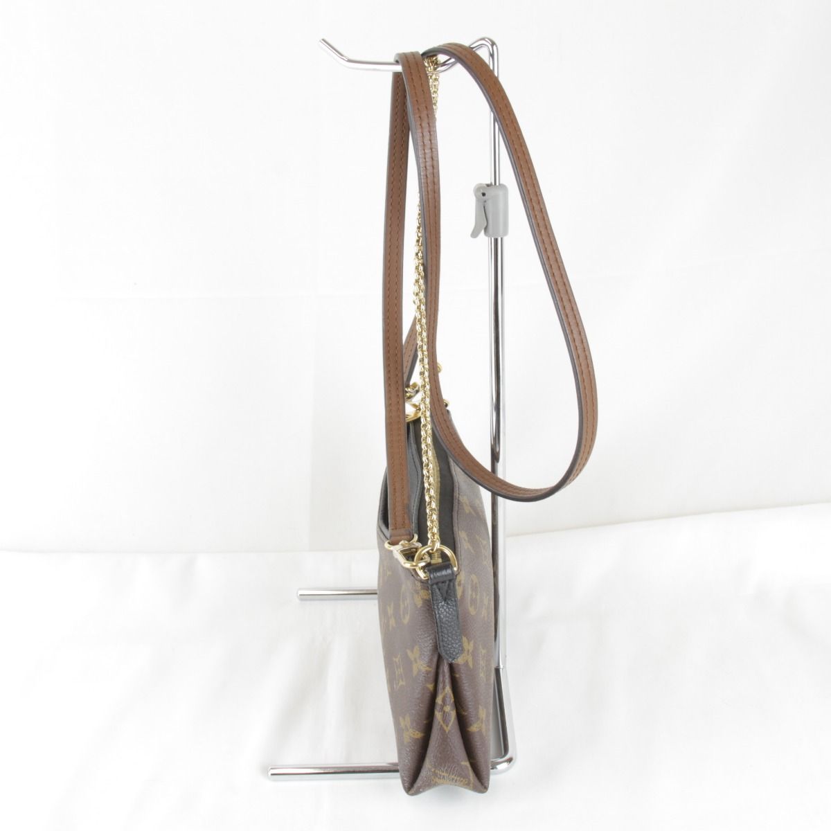 Louis Vuitton Usedlouis Monogram Pallas Clutch Shoulder Bag Canvas Leather — view 3