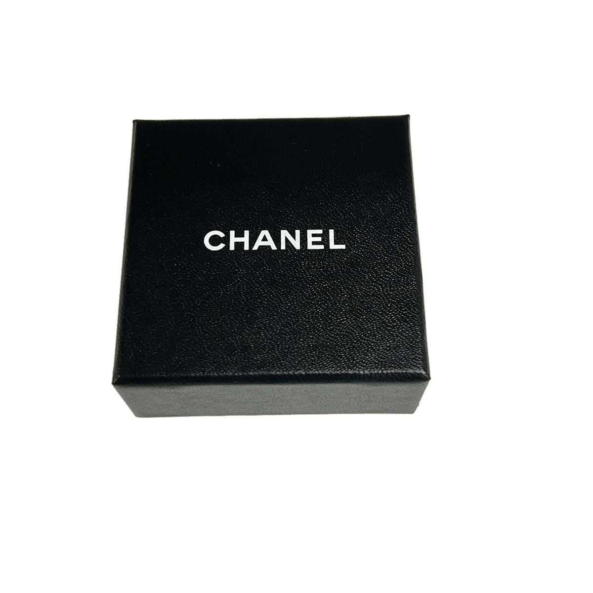 Chanel Necklace Silver White CC Logo Heart — view 5