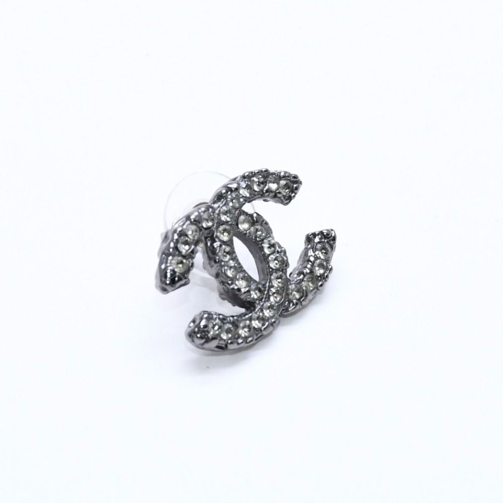 Chanel CC Logo Drop Earrings 05C Stamp Metal Stone — view 4