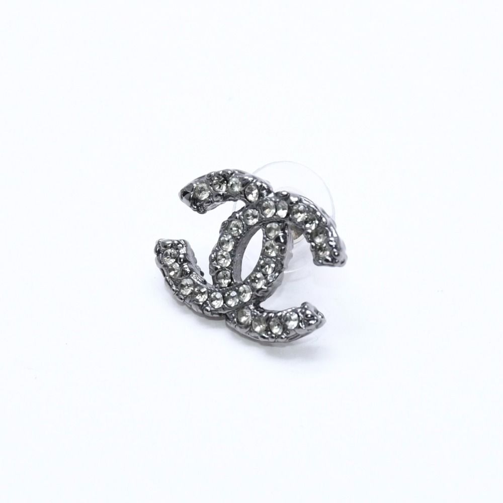 Chanel CC Logo Drop Earrings 05C Stamp Metal Stone — view 2