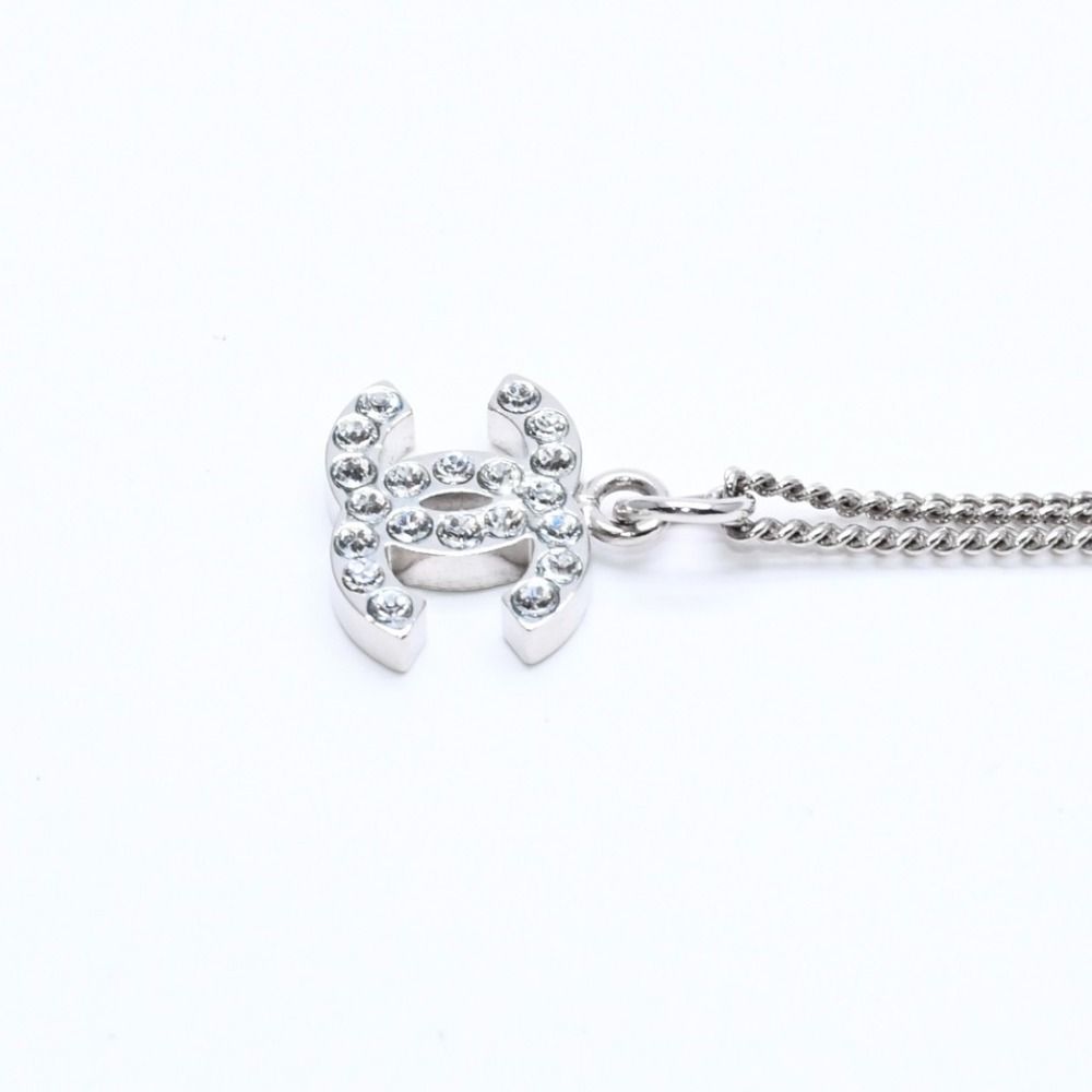 Chanel CC Logo Necklace Stamp Metal Rhinestone 43 — view 6