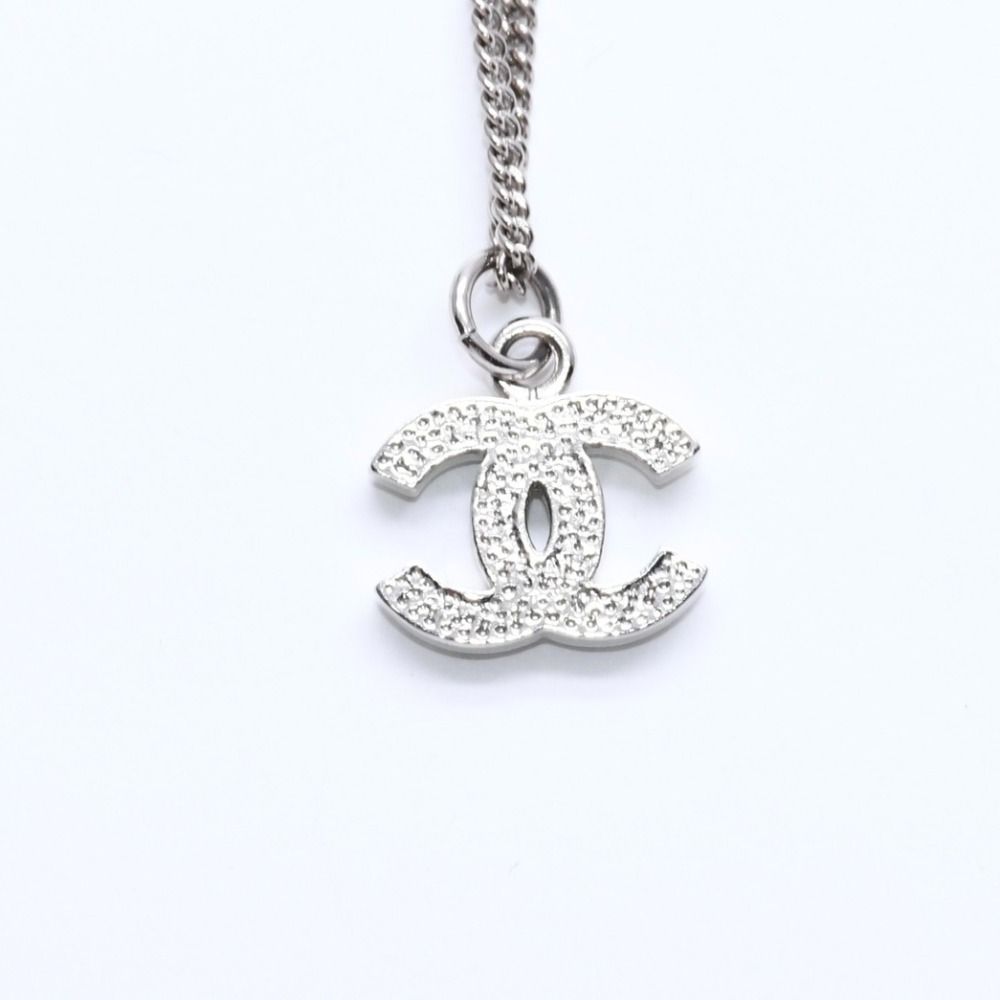 Chanel CC Logo Necklace Stamp Metal Rhinestone 43 — view 7