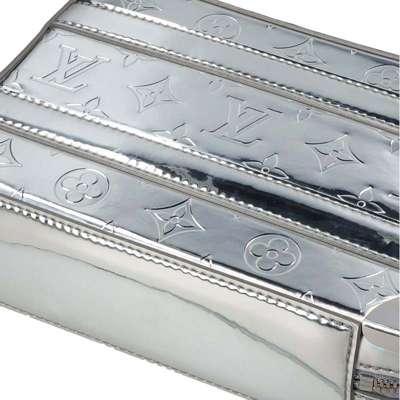 Louis Vuitton Handle Soft Trunk Monogram Mirror — view 5