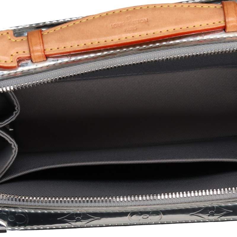 Louis Vuitton Handle Soft Trunk Monogram Mirror — view 3