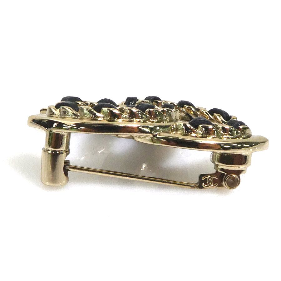 Chanel Brooch CC Logo — view 4