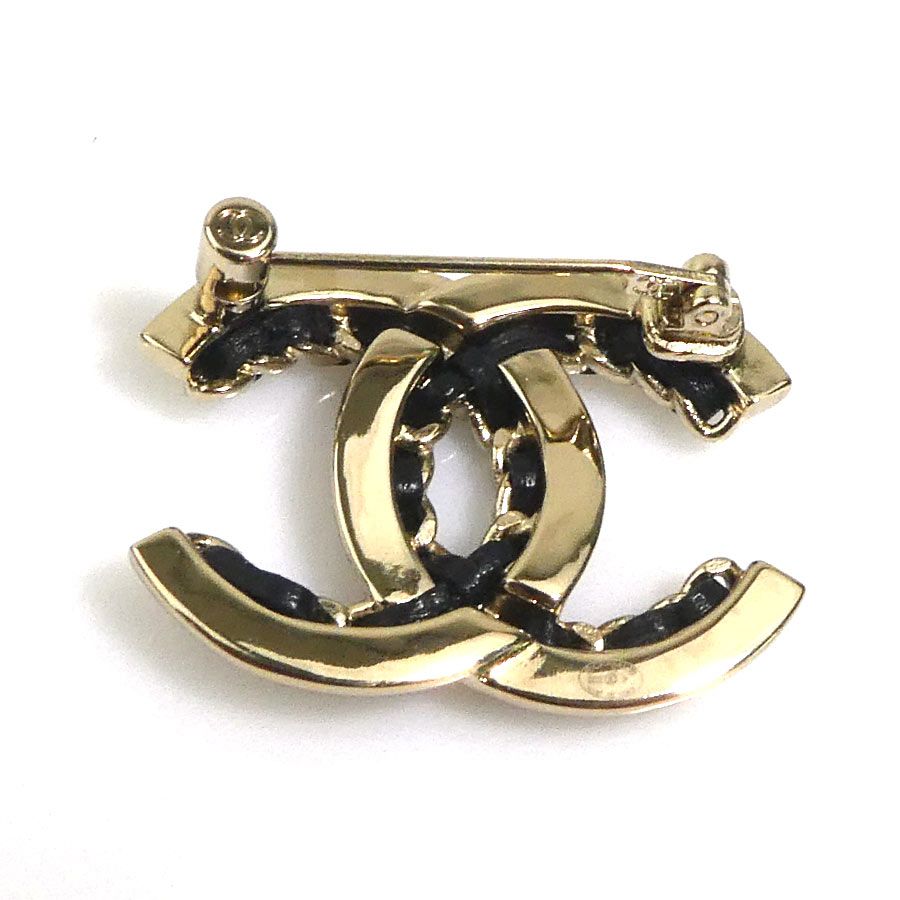 Chanel Brooch CC Logo — view 5
