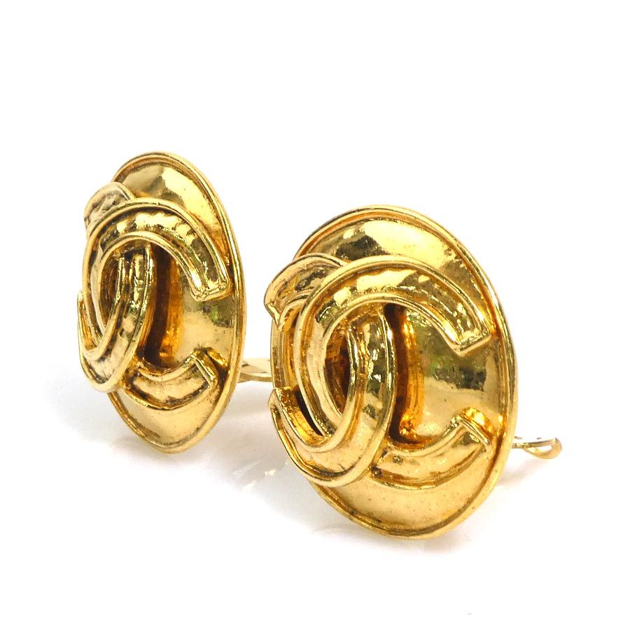 Chanel Earrings CC Logo — view 3