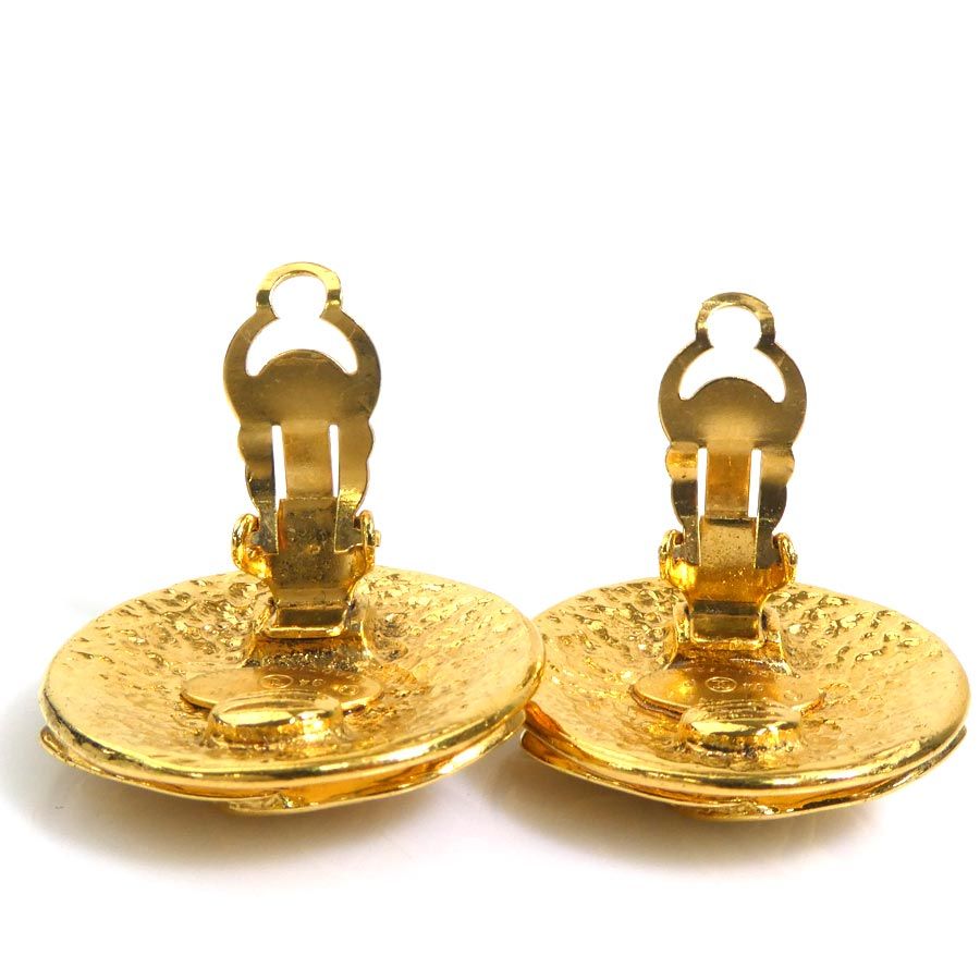 Chanel Earrings CC Logo — view 5