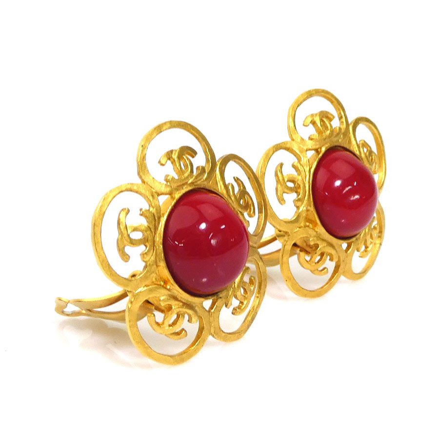 Chanel Earrings CC Logo — view 2