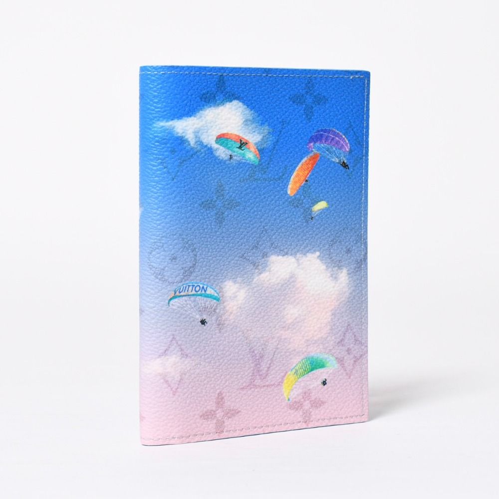 Louis Vuitton Couverture Passport Cover Monogram Paraglider — view 3
