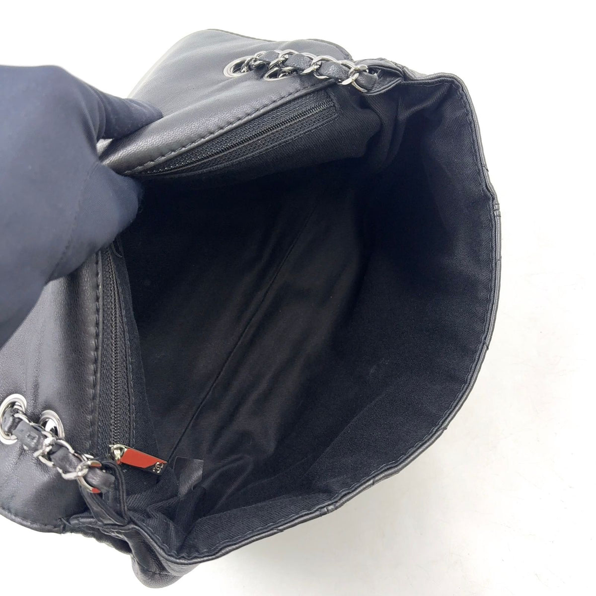 Chanel Diamond Stitch Lambskin Black Chain Shoulder Bag Silver — view 3