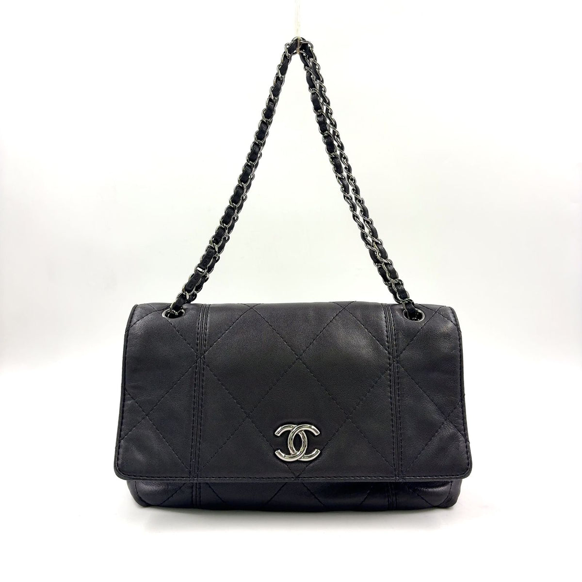 Chanel Diamond Stitch Lambskin Black Chain Shoulder Bag Silver