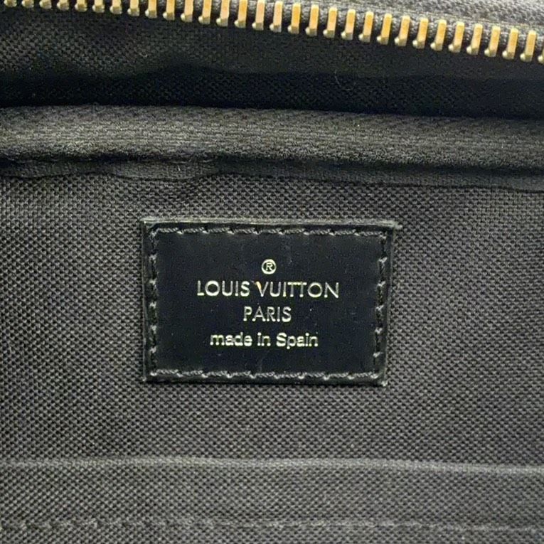 Louis Vuitton Ambler Damier Graphite Leather Canvas Black Belt Bag Silver — view 4