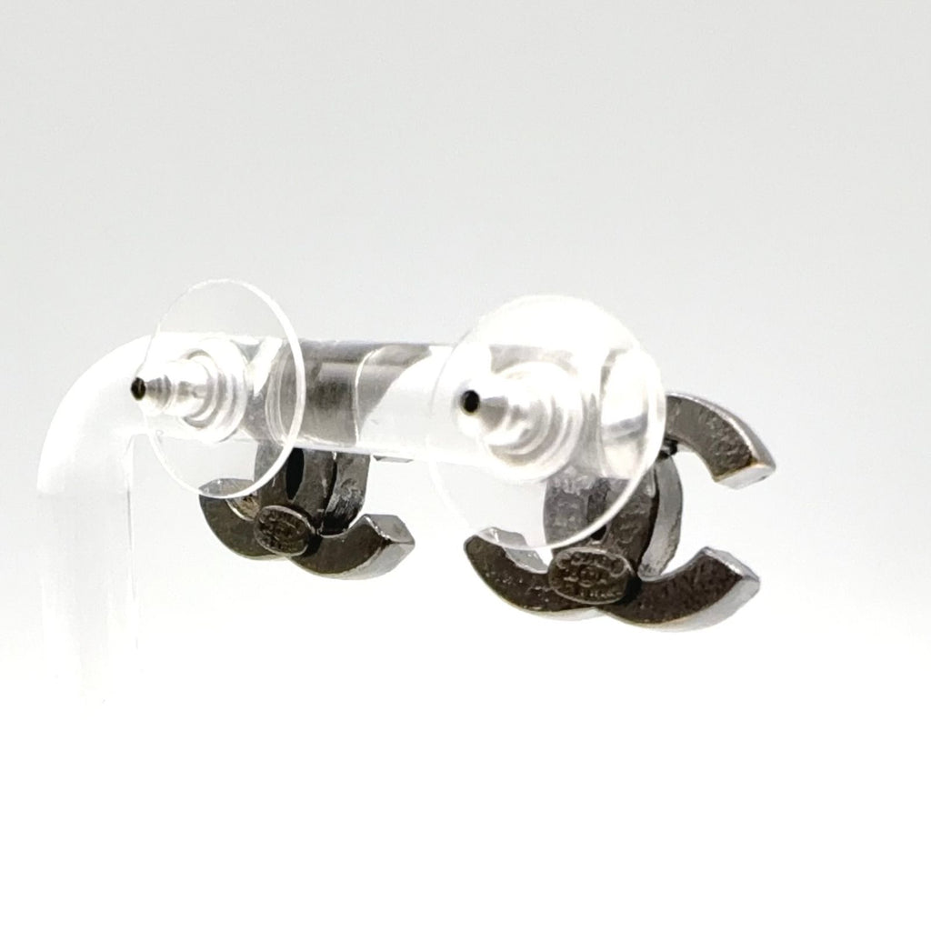 Chanel CC Logo Metal Rhinestone Black Red Earrings Silver — view 2