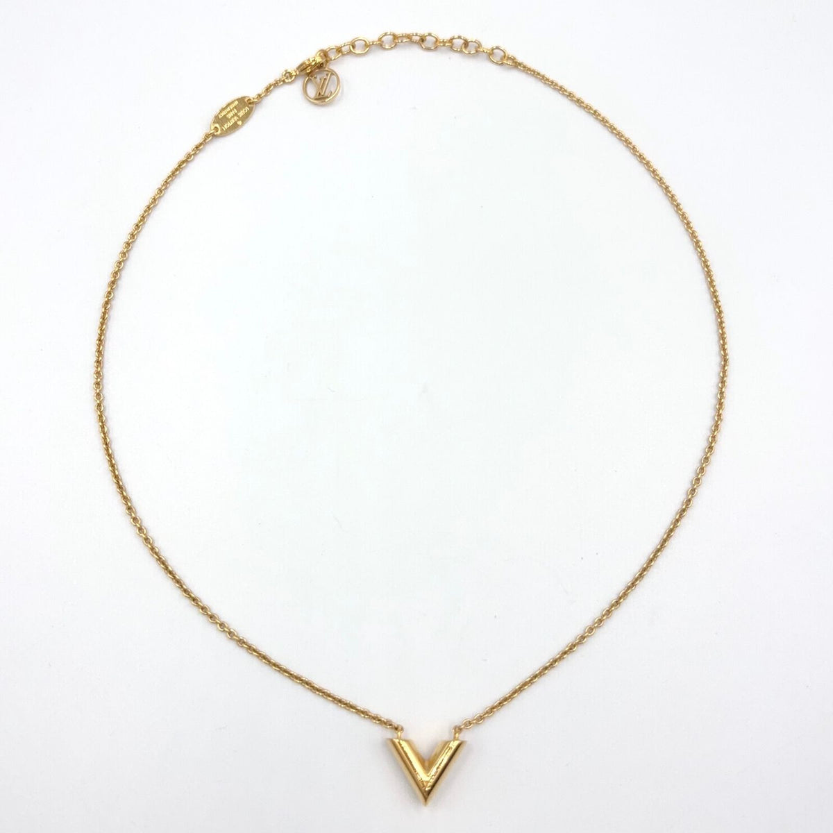 Louis Vuitton Essential V Metal Gold Necklace — view 3