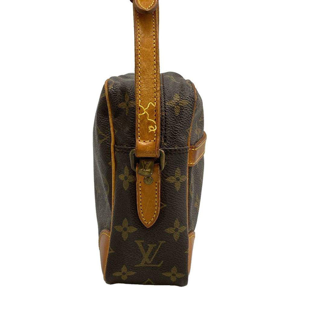 Louis Vuitton Shoulder Bag Monogram Trocadero 27 — view 2