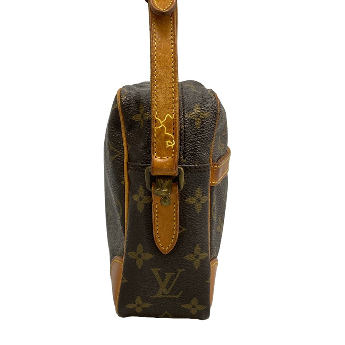 Louis Vuitton Shoulder Bag Monogram Trocadero 27 — view 2