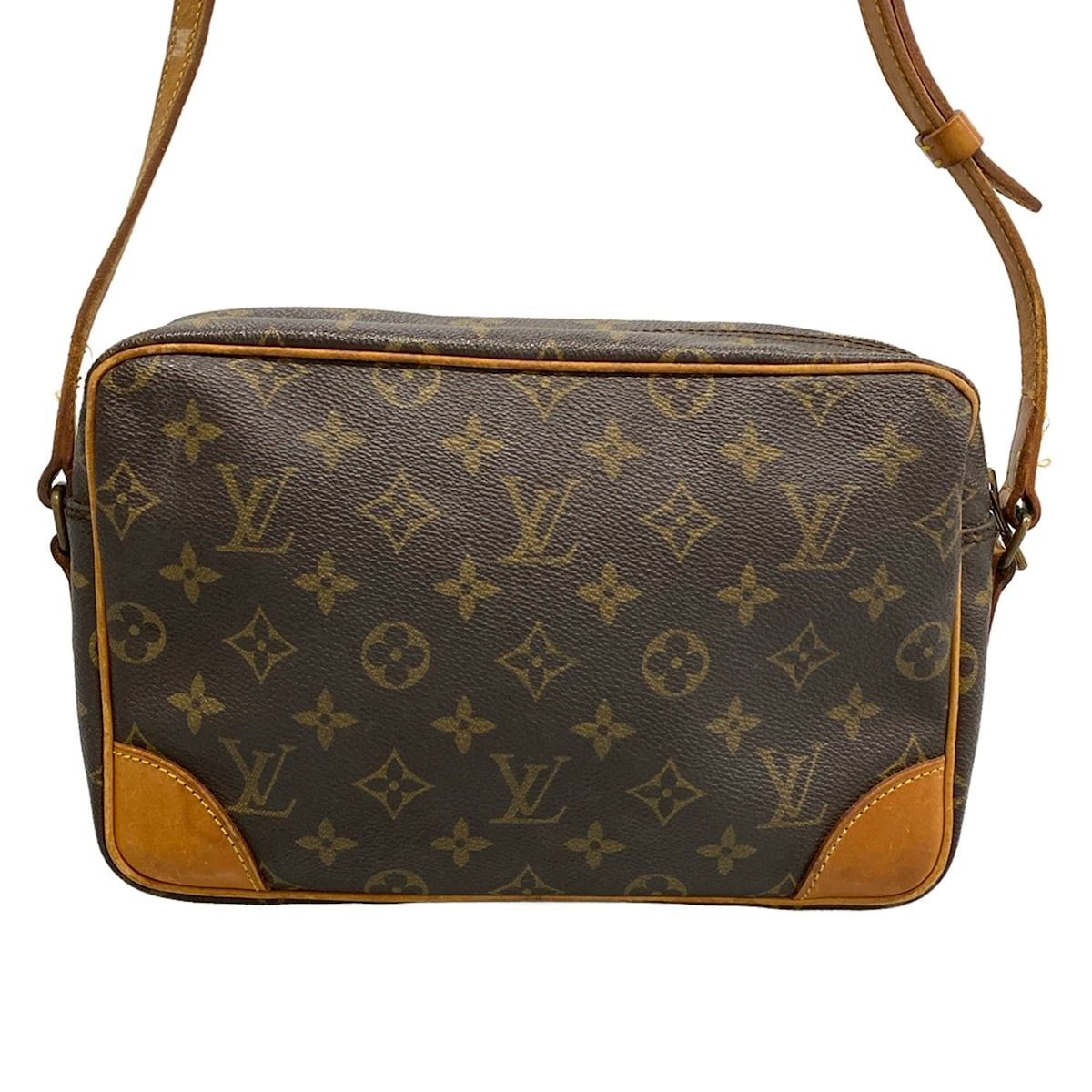 Louis Vuitton Shoulder Bag Monogram Trocadero 27 — view 3