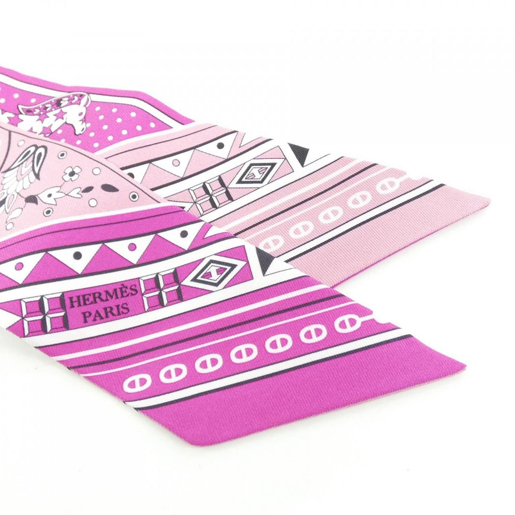 Hermes Sheval de Coeur Bandana Twilly Scarf — view 2