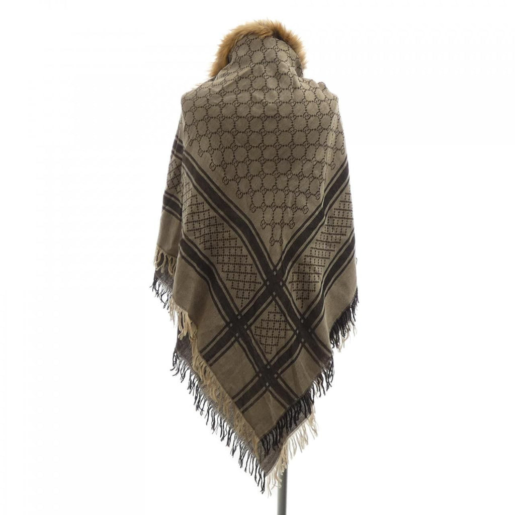 Gucci Stole Scarf Beige — view 2