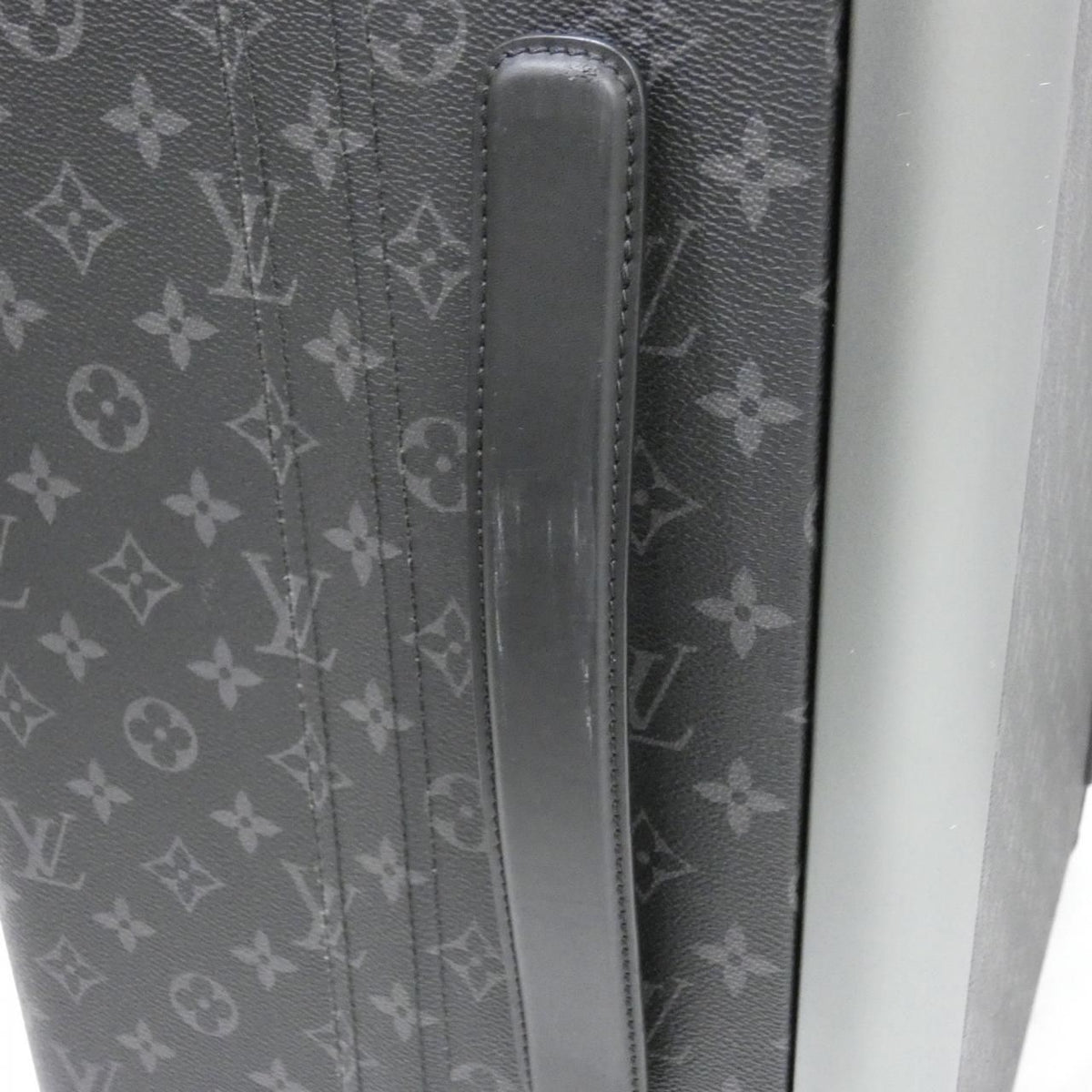 Louis Vuitton Monogram Eclipse Horizon Travel Bag — view 8