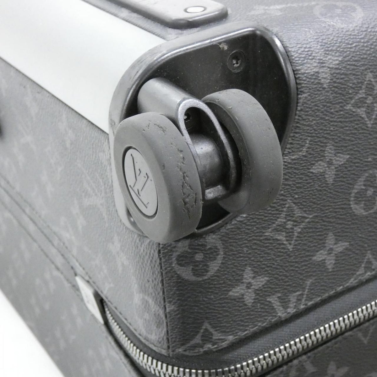 Louis Vuitton Monogram Eclipse Horizon Travel Bag — view 3