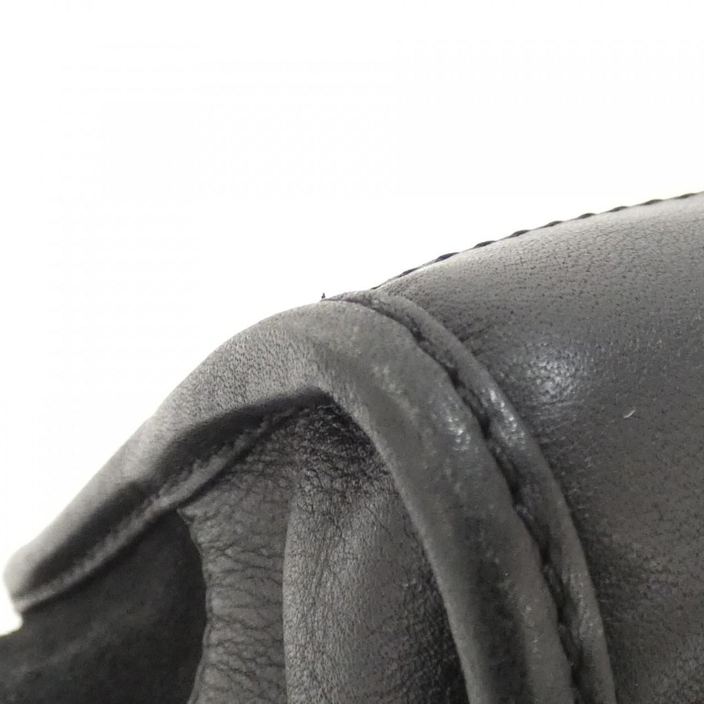 Loewe Vintage Amazona Bag — view 3
