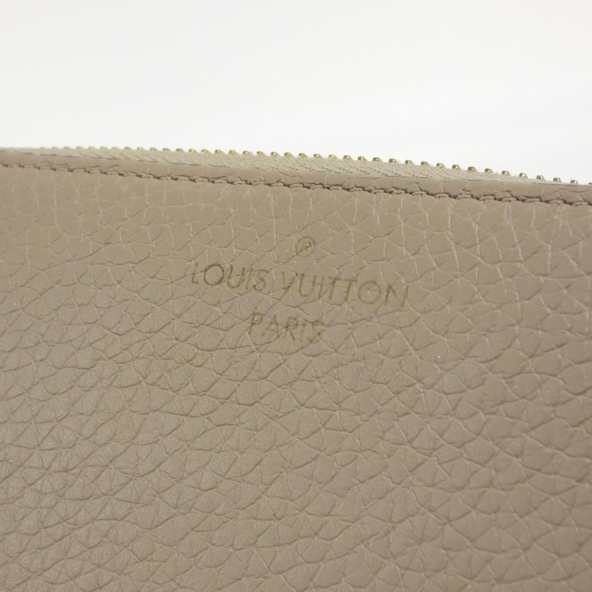Louis Vuitton Taurillon Portefeuille Comet Wallet — view 6