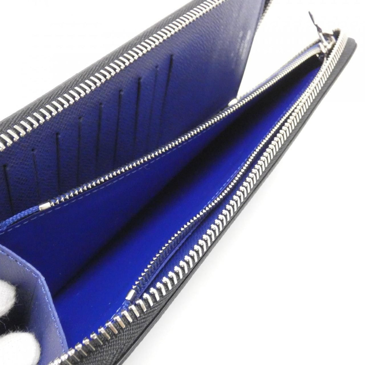 Louis Vuitton Taigarama Zippy Wallet Vertical — view 7